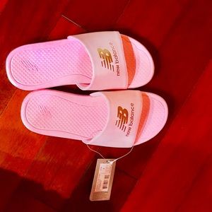 New Balance NWT comfortable house shoes